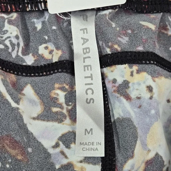 Fabletics Women Activewear Pants M Black Pants Graphic The One Jogger - Picture 3 of 11